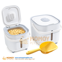 *NEW: AIRTIGHT PET FOOD STORAGE BARREL/BIN 5KG CAPACITY WITH SCOOP W/ MEASUREMENT MARKINGS (28CMx30CMx24CM)